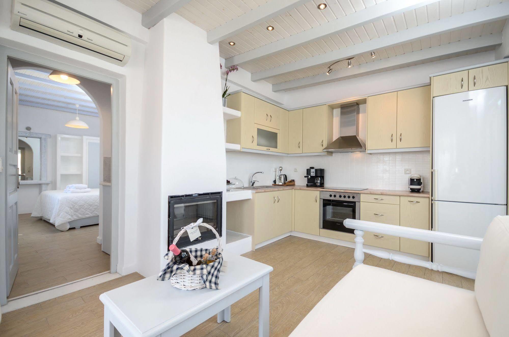 Santa Katerina Apartments & Studios Naxos City Luaran gambar